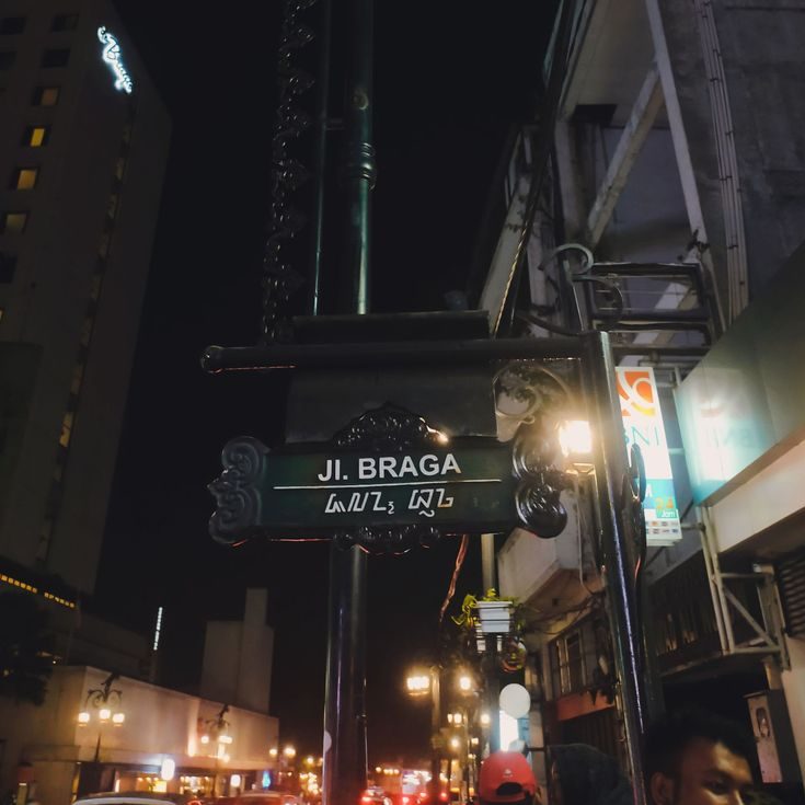 Jalan Braga Bandung